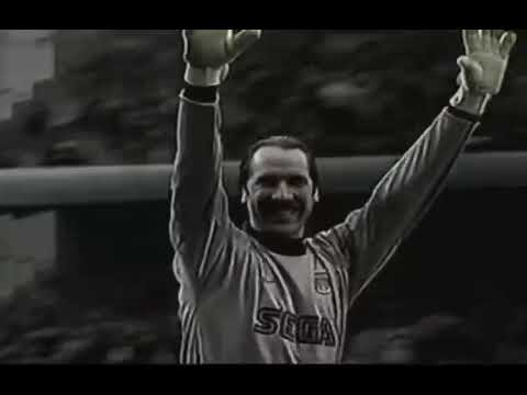 Arsenal 2001/02 Double Winners - U2 Beautiful Day