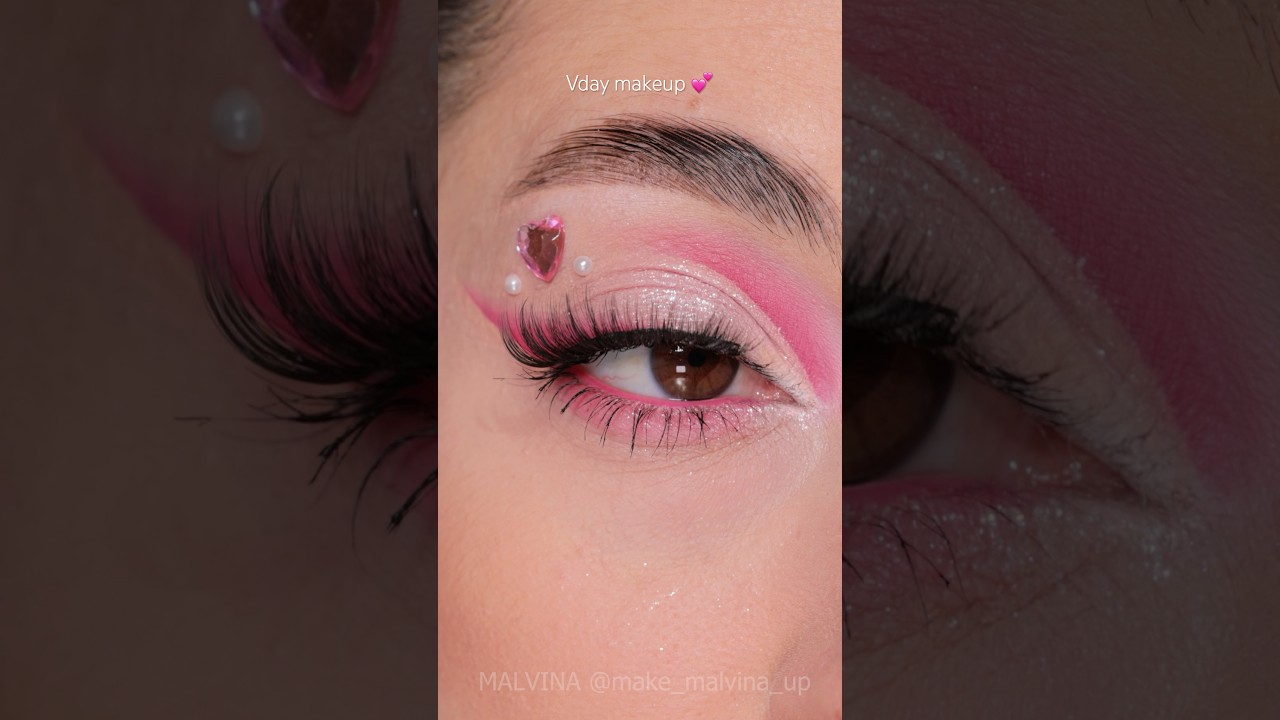 Valentine’s makeup💕 #makeup #valentinesmakeup #макияж #maquillaje #makeupartist #eyemakeup