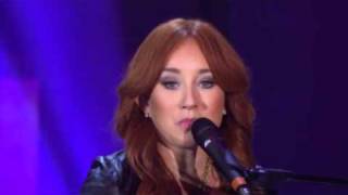 Tori Amos - Silent All These Years @ Rosie O&#39;Donnell 2011