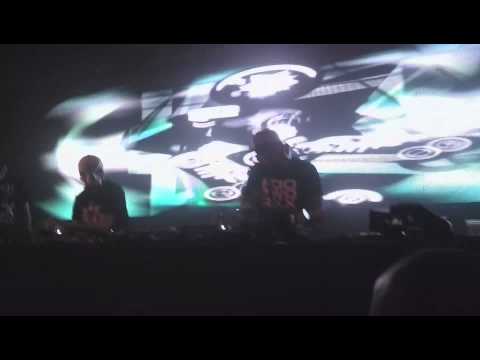 Footworxx vs Tieum 2013 - F-Noize & The Punisher