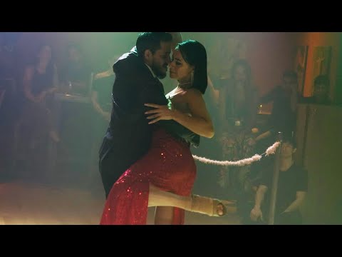 Roxane Camargo y Giuliano Calvimonte , Muy Lunes, Buenos Aires , noviembre 2025.