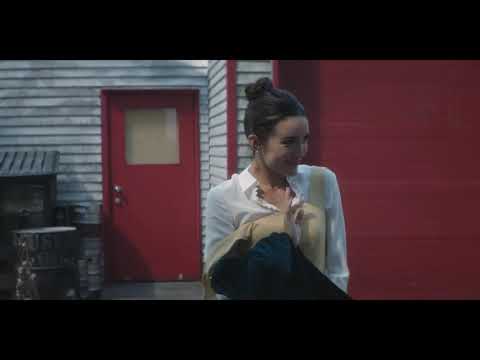 Nancy Drew 3x01 / Kiss Scenes