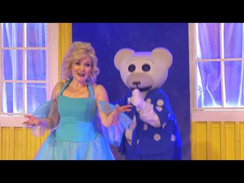 Ti-Ti Nalle: Raketilla kuuhun! - Valoa ikkunassa