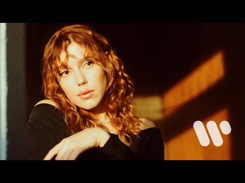 Monique - dega žaromis (Official Lyric Video)