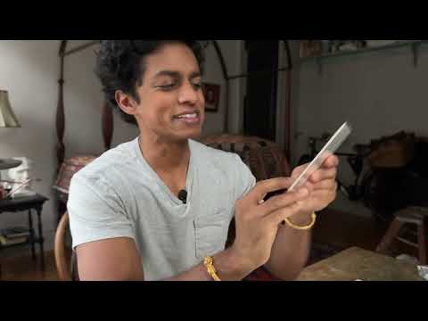 DESIGNING AND SELLING A LINE OF GREETING CARDS - With Rajiv Surendra