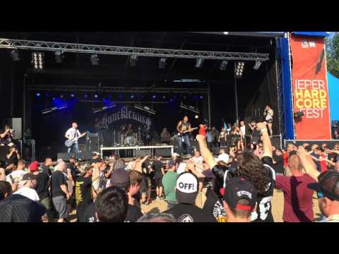Knuckle Dust Live on Ieperfest 2016