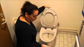 Sådan fjerner du svære kalk og rust aflejringer i dit toilet ;Video fra Rengøringsspecialisterne