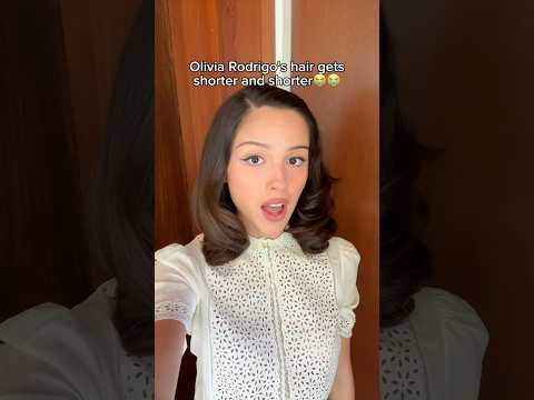 someone stop Olivia Rodrigo from doing this