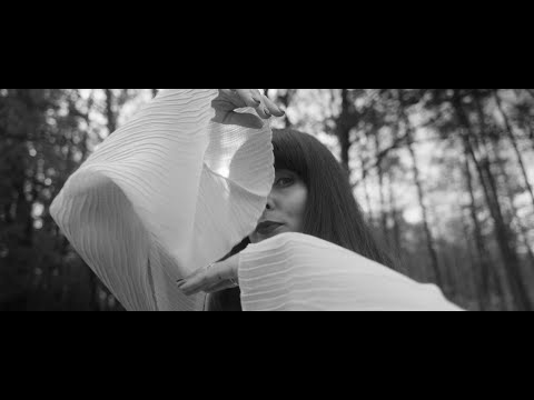 Tonę - Kasia Motyka ft. Arek Borzęcki