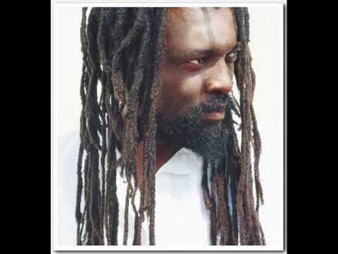 Lucky Dube - I Will Never Fall In Love