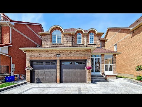 208 Featherstone Avenue, Markham