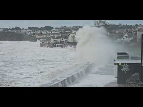 Spectacular Stormy Seas battering Paignton Seafront & Goodrington Sands 17th October 2023 (HD)