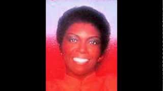 #nowplaying Cissy Houston - Make It Easy On Yourself