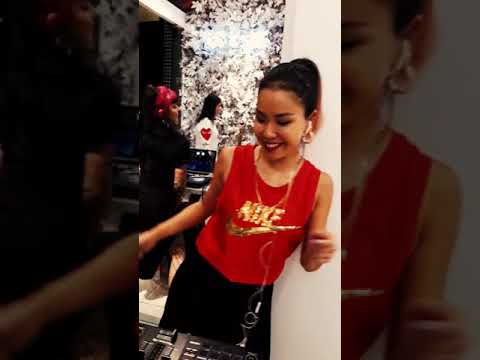 Ice Cream Girls on 'Grand Opening' Your ID Women