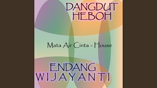 Download lagu Mencari Mangsa House mp3