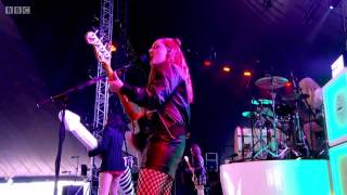 Charli XCX - Breaking Up Live Glastonbury 2015