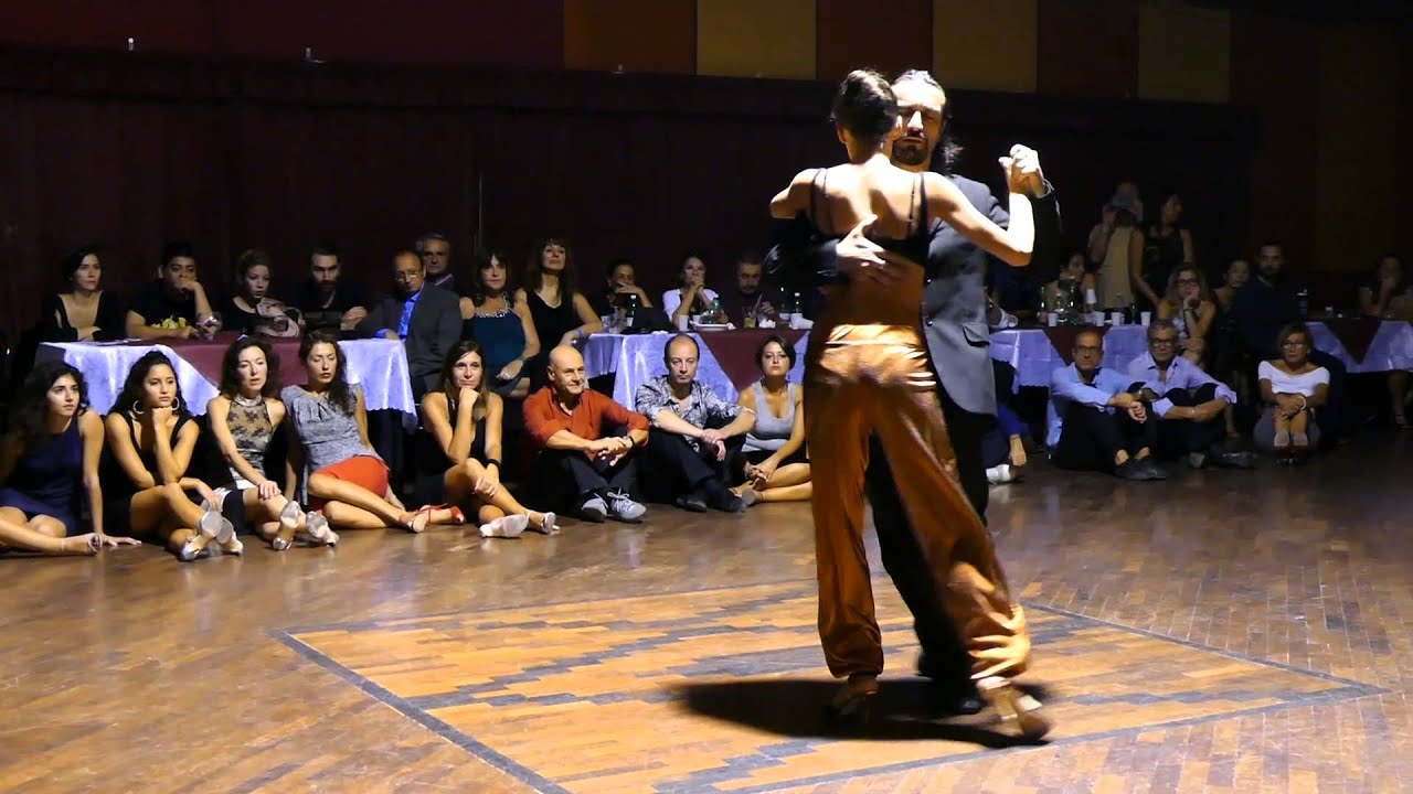 Video thumbnail for Peppe Di Gennaro & Adelma Rago, Dos fracasos (Winter Tango Napoli 2015)