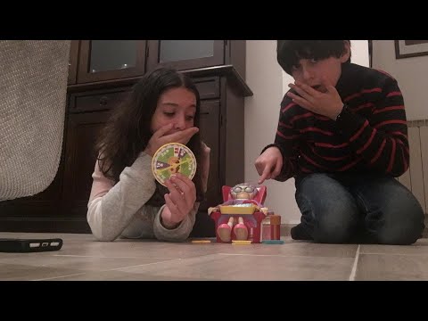 pt 2 e' scomparso il gioco occhio alla nonna😱 ( per fortuna L’ abbiamo ritrovato) by Daniele c 21