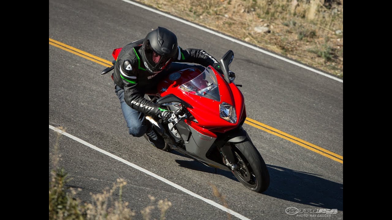 2014 MV Agusta F3 800 - Middleweight Street Shooutout Part 1 - MotoUSA