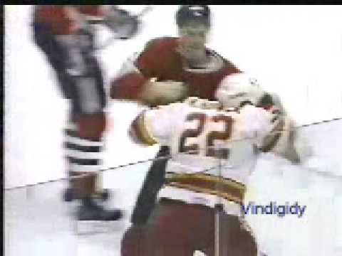 Manson pummels M. Hunter 89-90