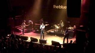 The Bluetones - "Carnt Be Trusted"  - 11 December 2009