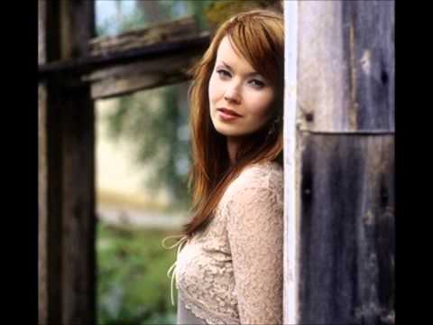 Johanna Kurkela- Rakkauslaulu (lyrics)