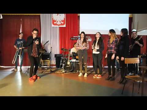 "Cisza" cover w wykonaniu uczniów ZSP Drezdenko (Dni otwarte)