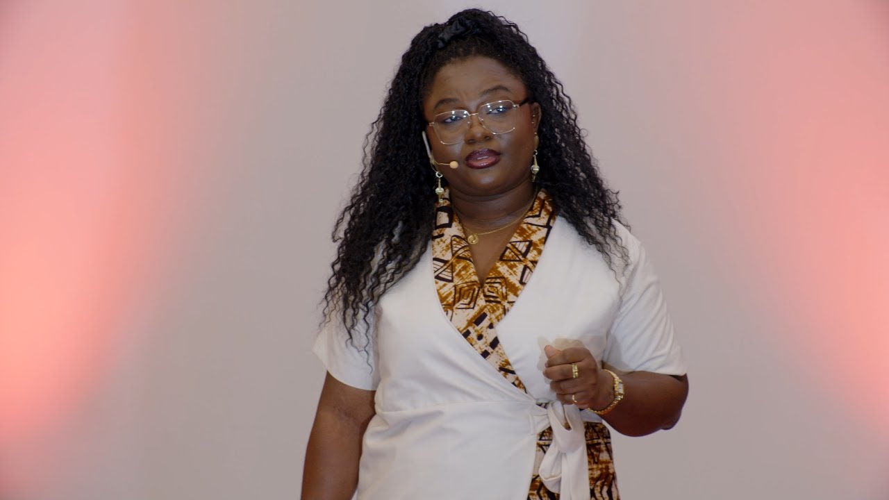 L’Afrique qui manque à notre imaginaire | Jacquelline SIMLIWA | TEDxSaclay Women