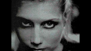 Miss Yetti - Der Zauberer Ist Tot