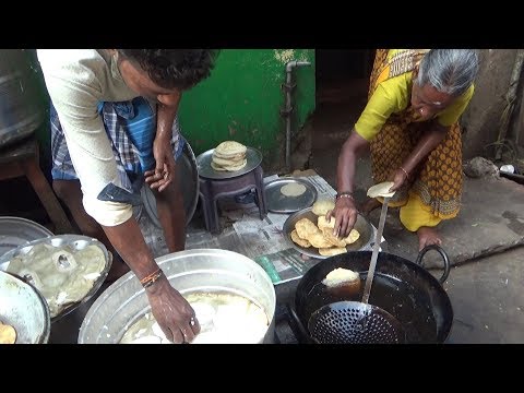 Grandma & Her Sons Selling South Indian Food | Street Food Loves You Video