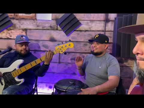 a tu llegada en vivo desde el studio