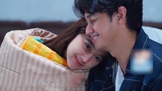 Download lagu Love as Deep as Missing December 2, 2025 Aluna and Galaxy Sleeping in an Empty House mp3