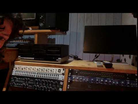 Sistemazione di una regia audio video professionale