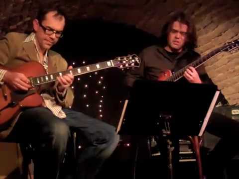 Christian Eckert and Markus Fleischer playing a jazz standard
