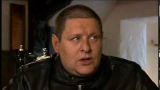 Shaun Ryder from Happy Mondays on KAV & touring again.
