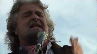 preview picture of video 'Beppe Grillo Tirreno Power Vado ligure integrale 29/10/2011'