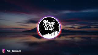 Download lagu DJ Harusnya Aku Yang Disana Remix Full Bass 2019 mp3