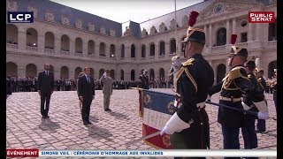 Emmanuel Macron passe en revue les forces armées et assiste à la Marseillaise