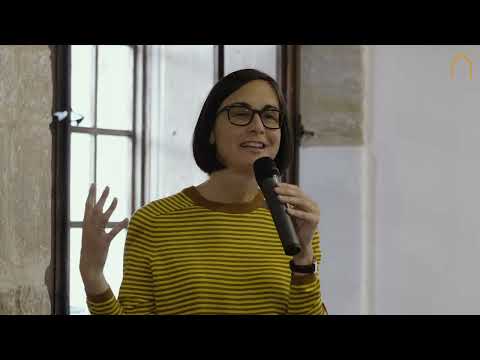 Encuentro con la escritora con Inés Martín Rodrigo. Torre de Don Borja 15/11/2025