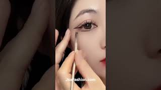 Attractive eye makeup