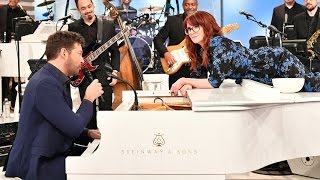 Harry and Megan Mullally Improvise A Song