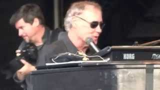 Bruce Hornsby And The Noisemakers - Country Doctor