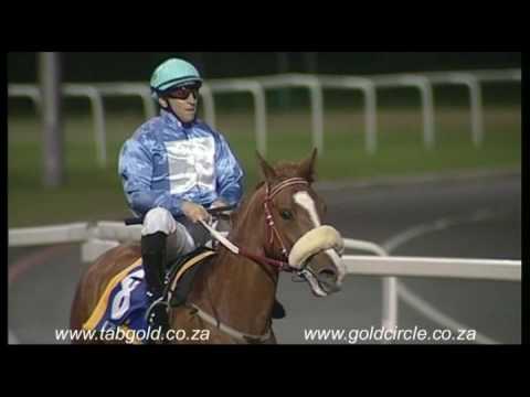 20161014 Greyville Race 1 won by AFRICAN SUNBIRD