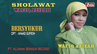 Download lagu WAFIQ AZIZAH - SHOLAWAT - BERSYUKUR (  Video Musik ) HD mp3