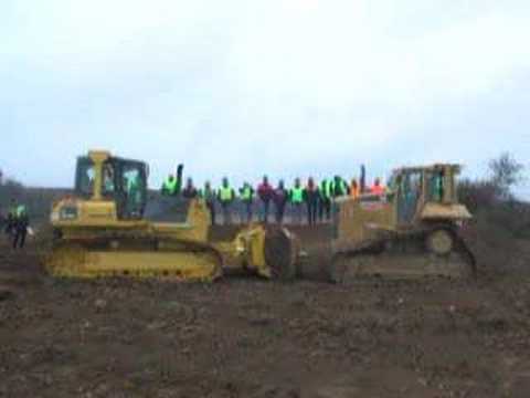 STAR WARS MARCOM KOMATSU D61 VS CAT D6N