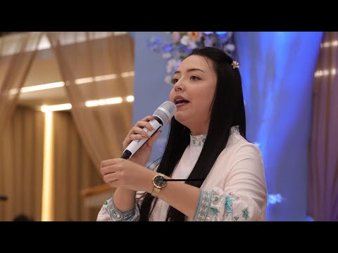 Ester ou Hadassa? - Miss. Carolina Policarpo.