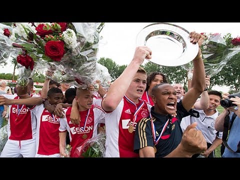 Ajax C1 pakt titel tegen Feyenoord
