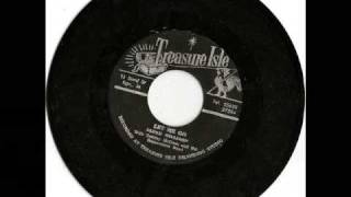 Lloyd Williams - Let Me Go - Treasure isle records