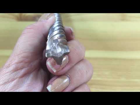 Бур DeWALT SDS-Plus XLR, 4 кромки, 14x200x150 мм (DT8939) Бур DeWALT SDS-Plus XLR, 4 кромки, 14x200x150 мм (DT8939)