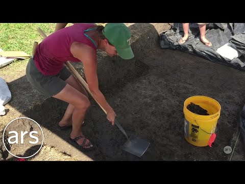 Finding Cahokia: the tools of an archaeological dig
